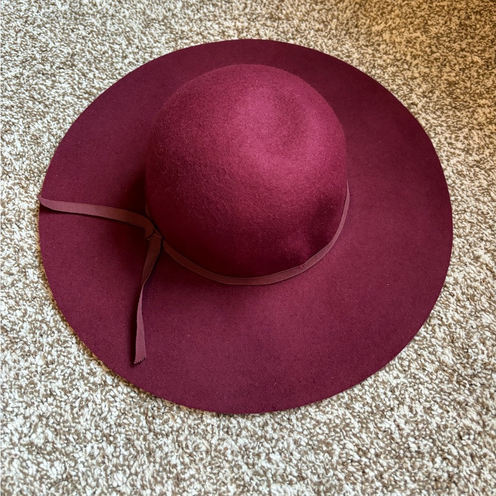 Old Navy Maroon Wool Hat